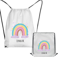 WORKOPLECAK Z IMIENIEM DZIECKA SZKOLNY NA KAPCIE STRÓJ SPORTOWY NA SZNURKU