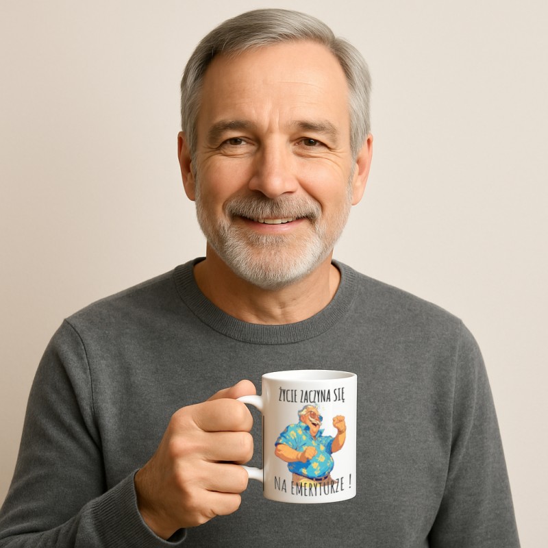 KUBEK Z OKAZJI PRZEJŚCIA NA EMERYTURĘ DLA EMERYTA BIAŁY CERAMICZNY 330ml