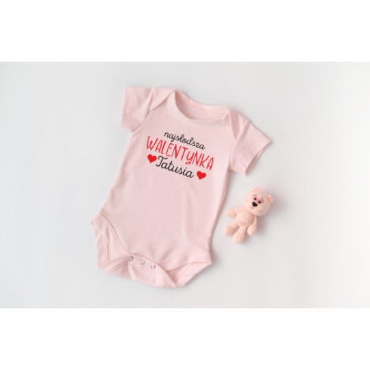 BODY DZIECIĘCE WALENTYNKI KRÓTKI RĘKAW PUDROWY RÓŻ NA PREZENT 3MSC