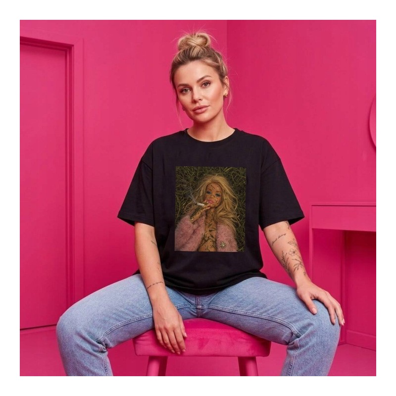 KOSZULKA Z BARBIE CZARNA OVERSIVE GRUBA MEM DISGUSTED DOLL FACE