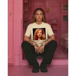 KOSZULKA BUTTERCREAM TSHIRT Z MOTYWEM BARBIE OVERSIZE BAWEŁNA