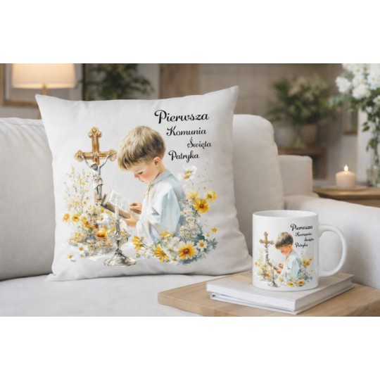ZESTAW PIERWSZA KOMUNIA ŚWIĘTA PAMIĄTKA KUBEK I PODUSZKA Z IMIENIEM DLA CHŁOPCA