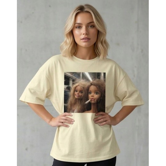 KOSZULKA BUTTERCREAM TSHIRT Z MOTYWEM BARBIE OVERSIZE BAWEŁNA